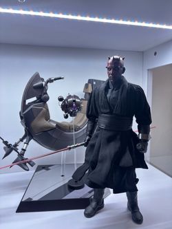 Hot Toys MMS749 Darth Maul with Sith Speeder