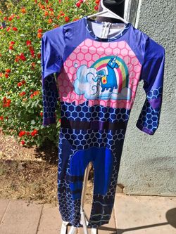 Child's fortnight costume size 7-8