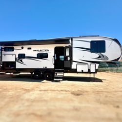 2022 Grand design LIKE NEW Trailer 