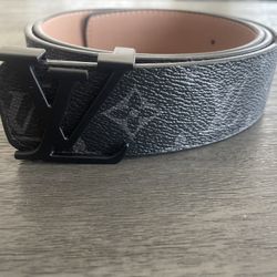 LV Monogram