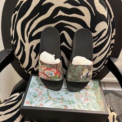 Authentic Gucci Supreme Butterfly Floral Slides 