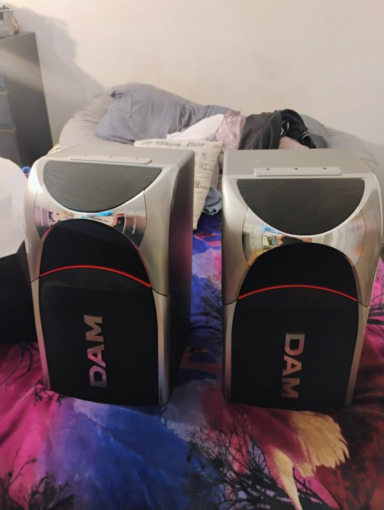 10" House/ Karaoke Speakers With Tweeters