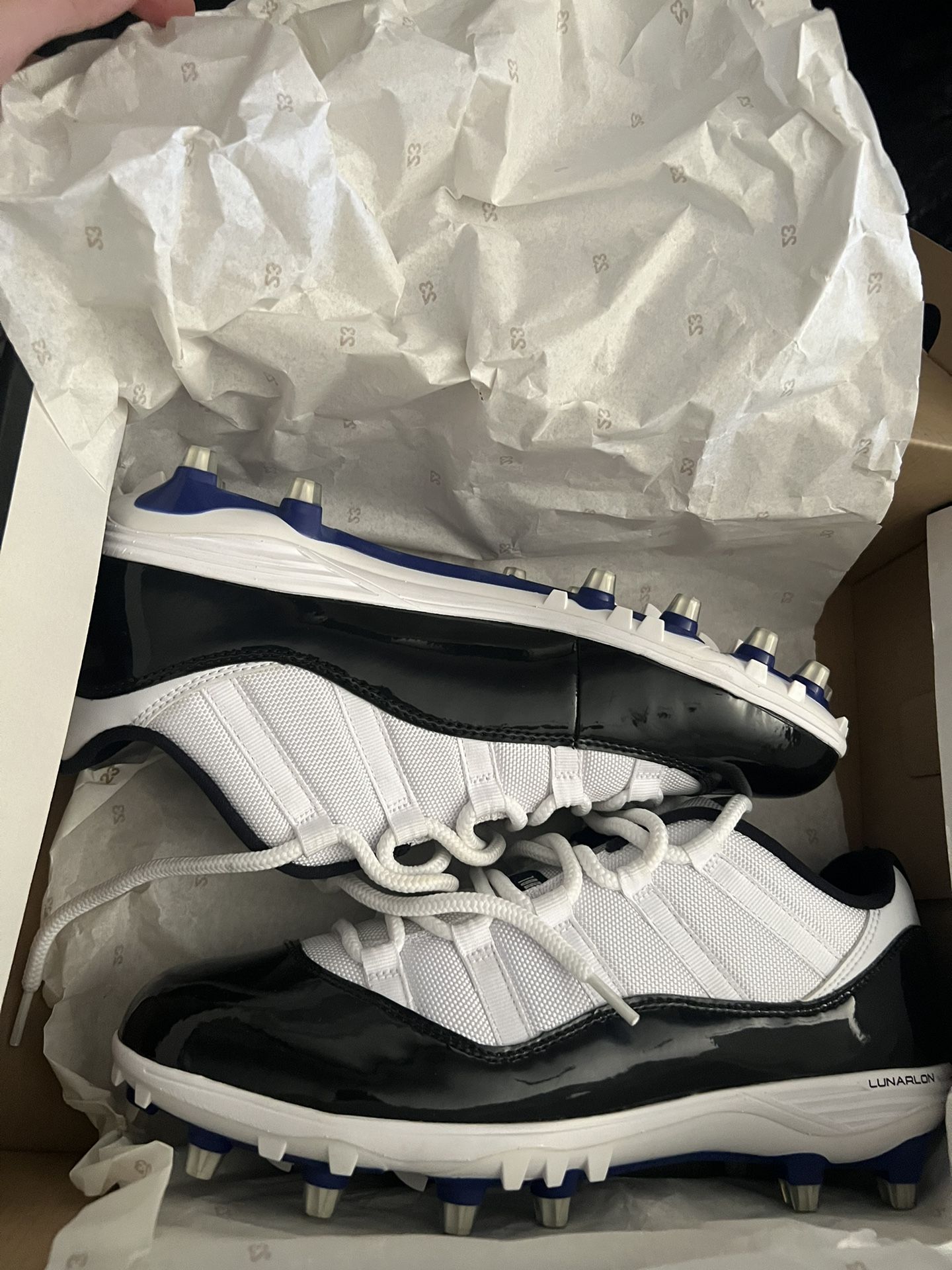Jordan 11 Retro Low Cleat