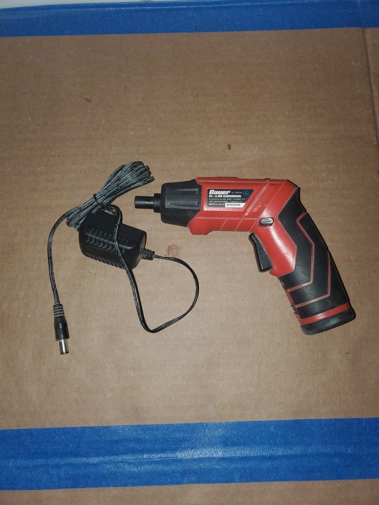 Cordless Screwdriver, with Flashlight.