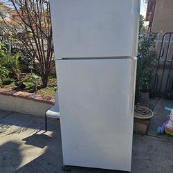 Refrigerator En Buenas Condisiones 