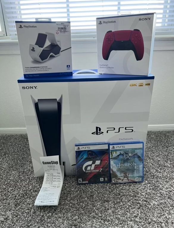 Brand New Sony PS5 Console 825GB - White - Bundle