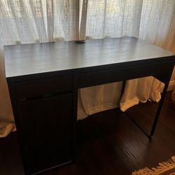 Modern Black Student Desk