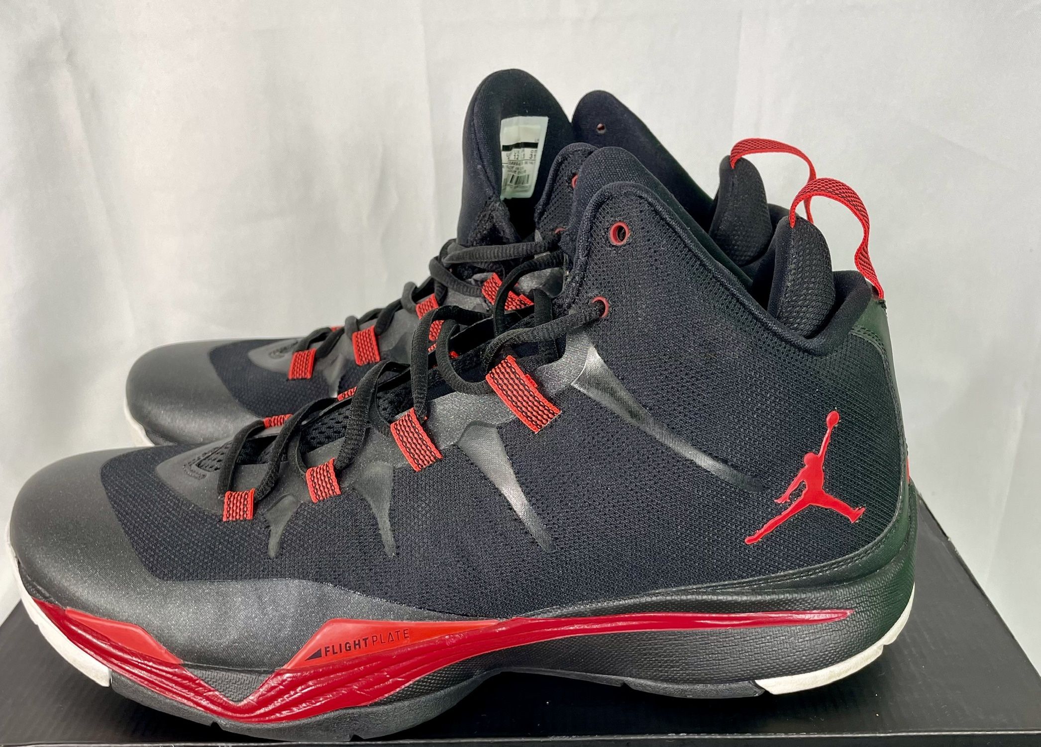 Jordan https://offerup.com/redirect/?o=U3VwZXIuRmx5 2