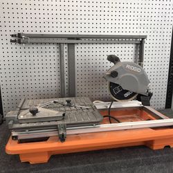 Ridgid 7” Tile Saw With Stand R4030