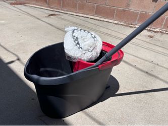 Twist mop