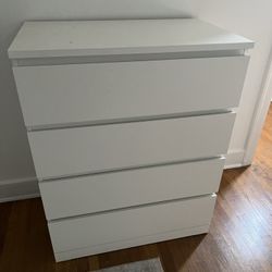 4 Drawer Dresser $55