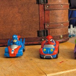 MARVEL SUPER HEROs PULL BACK FRICTION CAR TOY