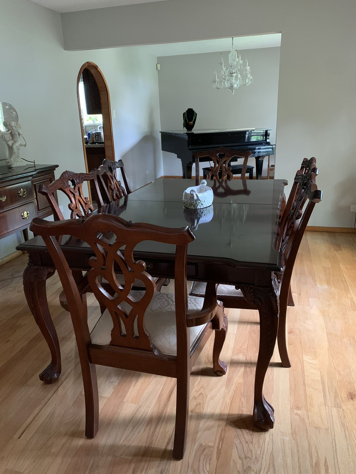 Antique Claw Foot Dining Room Table And Chairs