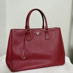 Prada Galleria Double Zip Tote Saffiano Leather Large, Red