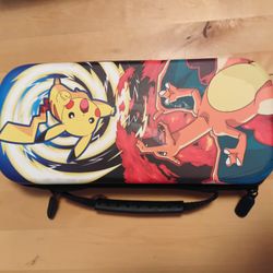 Pokemon Carrying Case + 9 Cards 