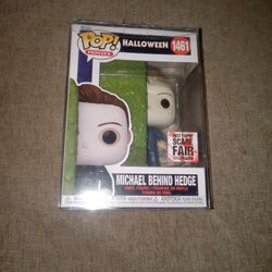 Funko Pop Movies #1461 Halloween Michael Behind Hedge With Plastic Box Protector  OBO