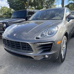 2016 PORSCHE MACAN 