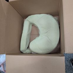 Free $0 Nursing Pillow 