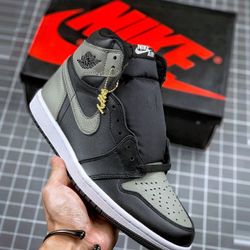 Jordan 1 High Shadow 2018 41