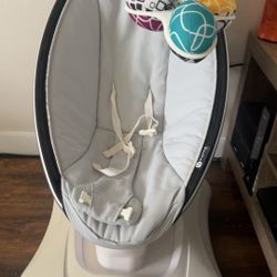 Free 4 Moms Swing 
