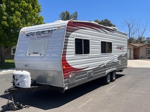 2009.Carbon Lite.22 Trailer.Clean