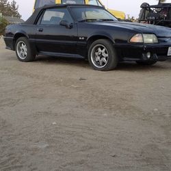 1992 Ford Mustang