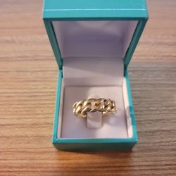 14K Solid Gold Cuban Ring Size 10 MM Men And Woman. 8.0 Grams. Comes with box