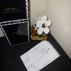 New Marc Jacobs Daisy