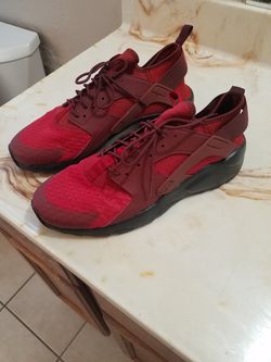 nike huaraches size 11.5