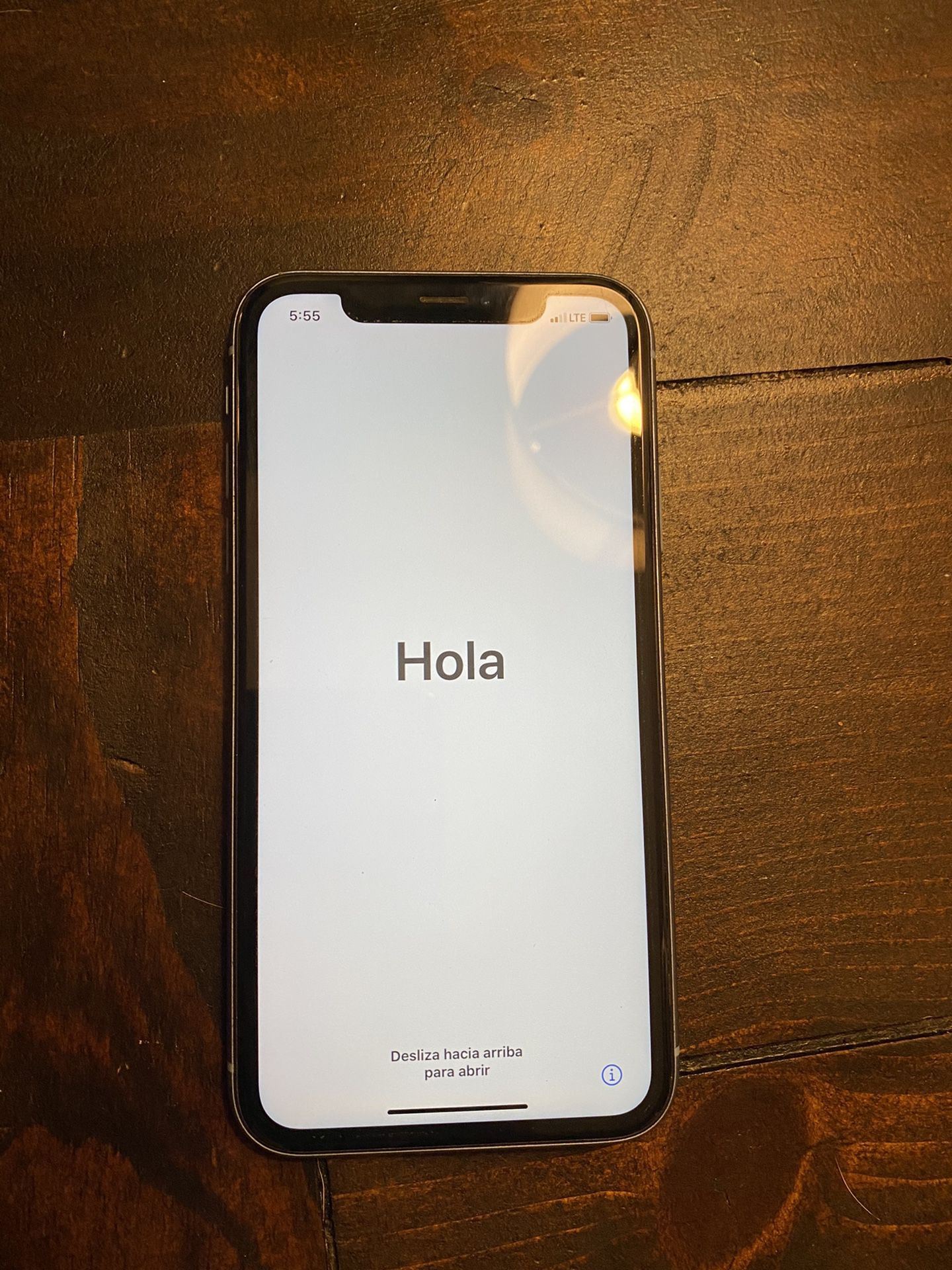 Verizon (unlocked) iPhone XR in perfect condition