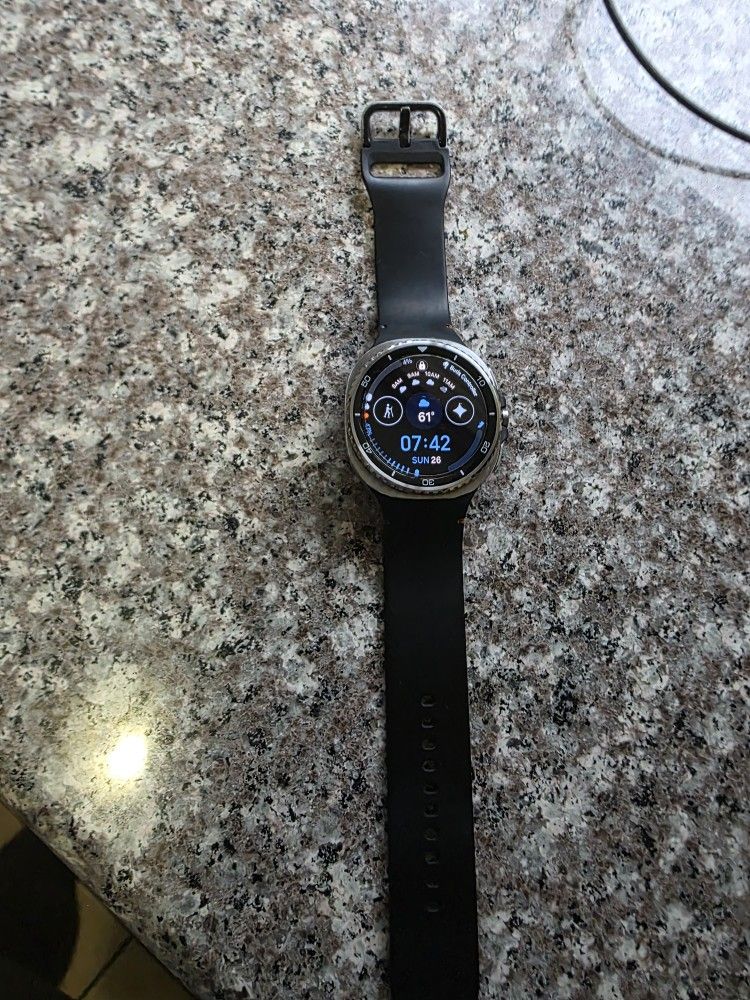 Samsung Galaxy Watch Classic 8