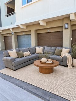 Jackson Furniture Ava Sectional W/ USB Ports