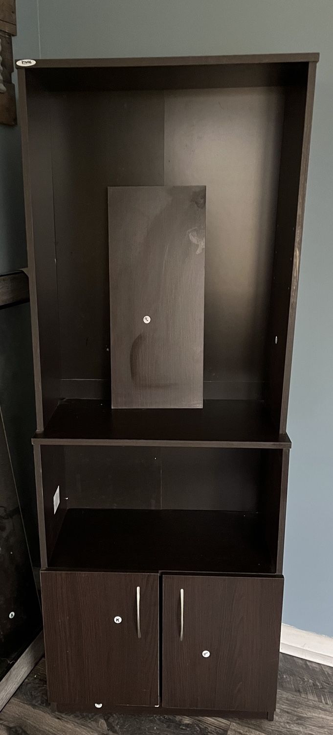 Kitchen Cabinet / Shelve 
