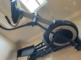 Elliptical- Proform Carbon E7- Excellent Condition!