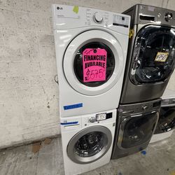 Front load washer and dryer set In great condition well cleaned, delivery available 🚚