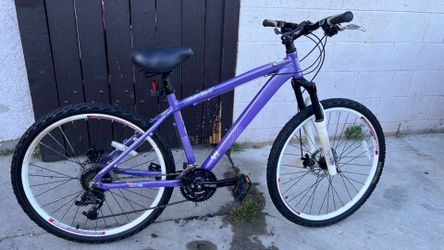 Purple Diamondback Aluminum Response Sport Mountain bike, 26” tire size