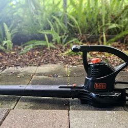 BLACK+DECKER BV3100 3-in-1 Blower/Vacuum/Mulcher