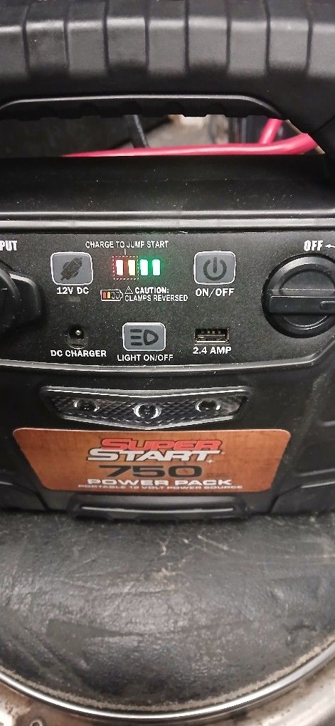 Super Start 750 Amp Jump Starter - 55750