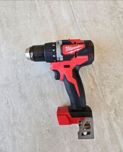 Milwaukee 18V Brushless Drill