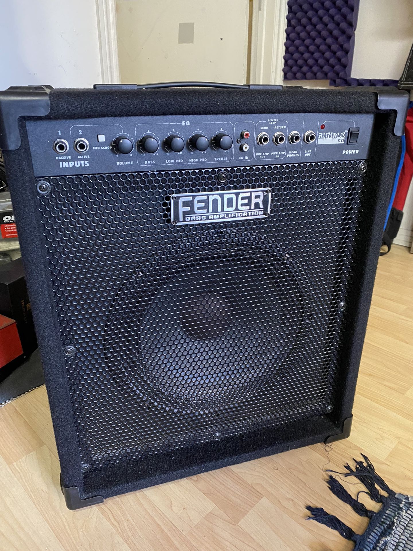 Fender Rumble 60 Bass Combo Amp Hardly Used