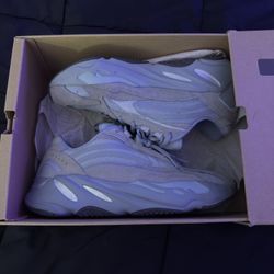 yeezy 700 salt