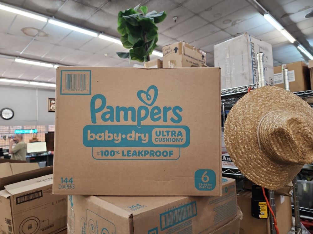 Pampers baby dry ultra Cushions. Size 6. 144 diapers