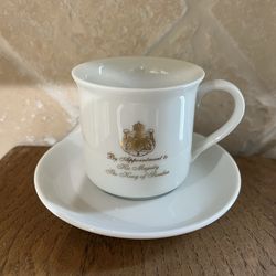 Espresso cup and saucer set