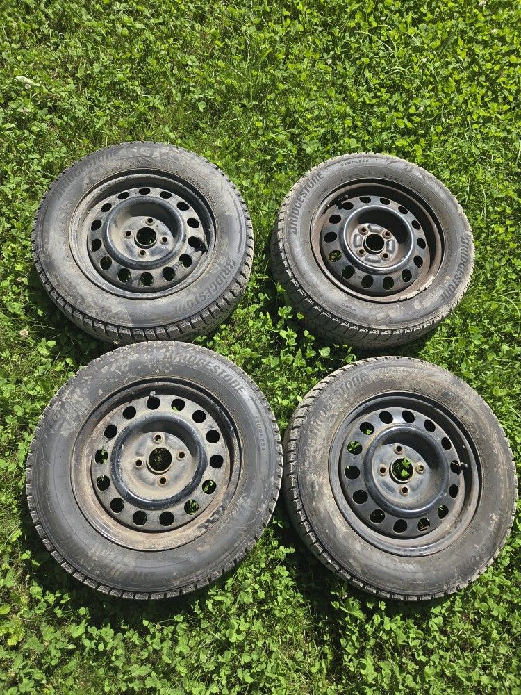 185/65/14 With 4x100 Rims