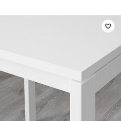 IKEA  White Dining🪑Set Of 4 Chairs. 