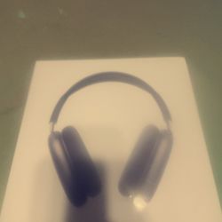 Apple AirPod Max high-end