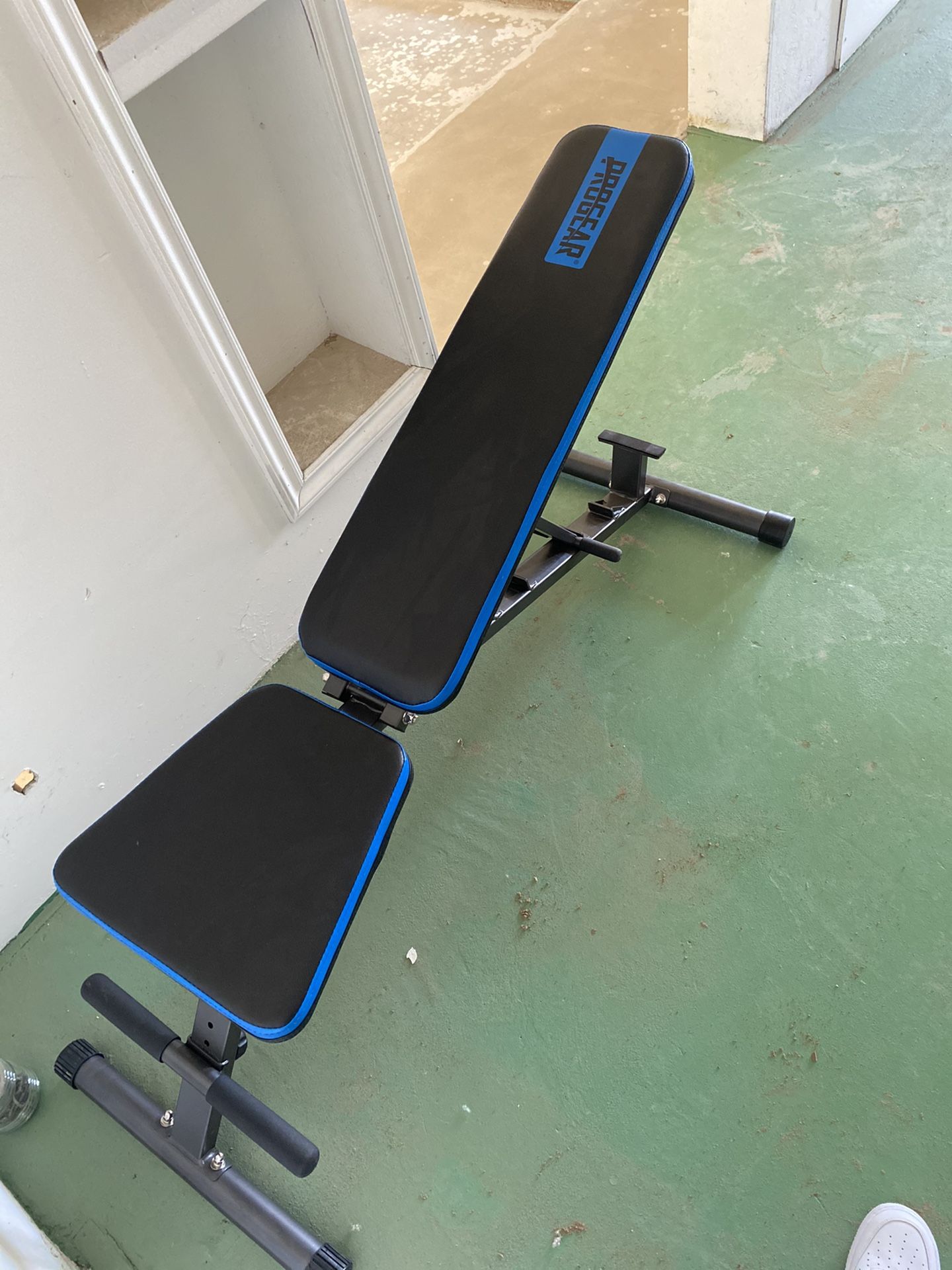 Progear Adjustable Weight Bench