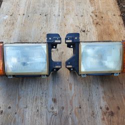 87 to 91 Ford F150 / F250 headlights turn Signals parts
