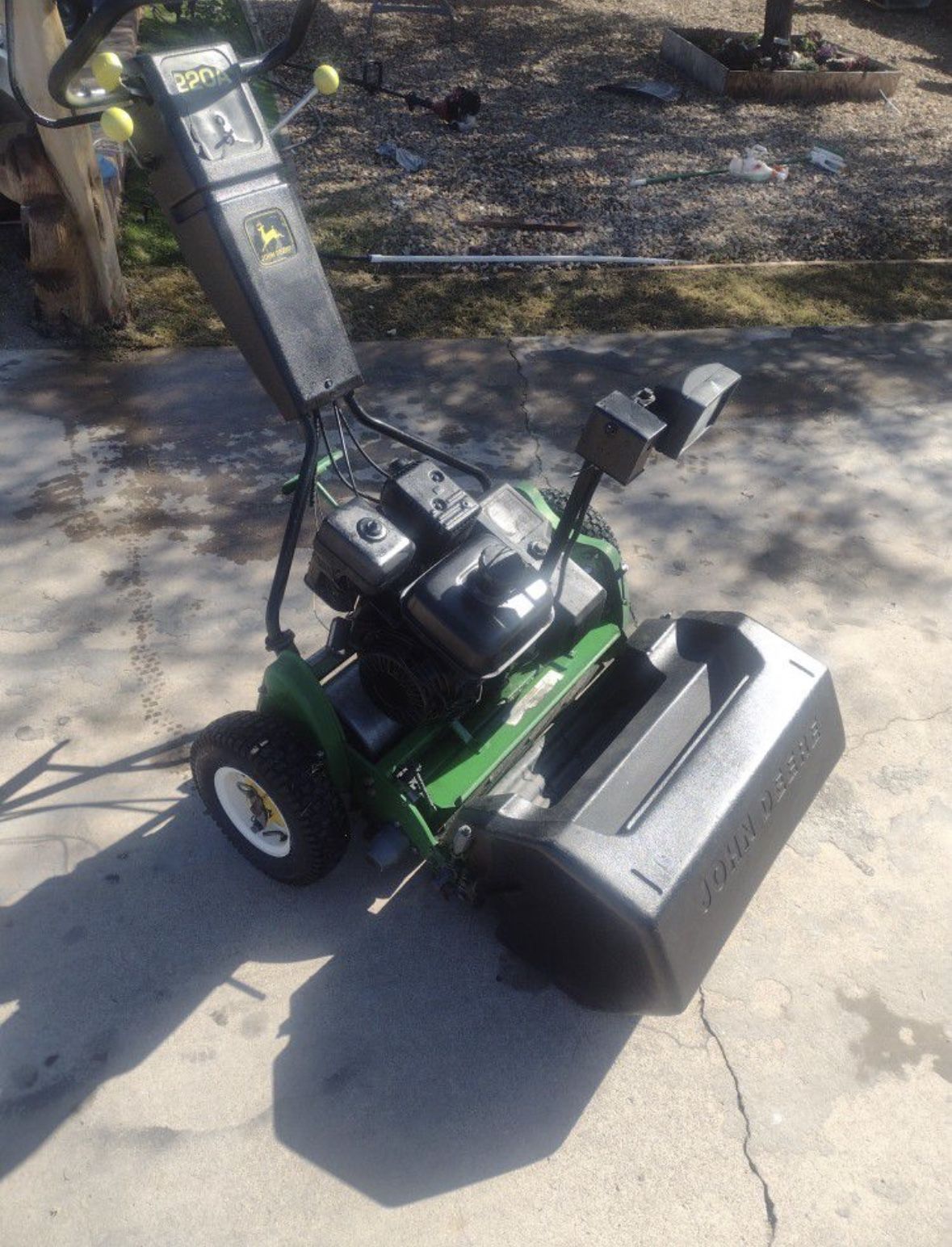 John Deere 220A Walk Behind Greensmower