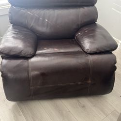 Free Couch 